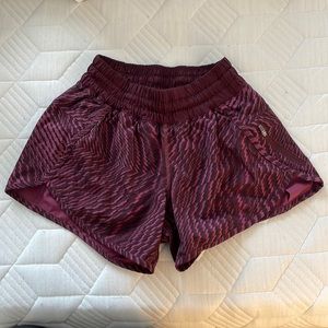 Lululemon Tracker shorts